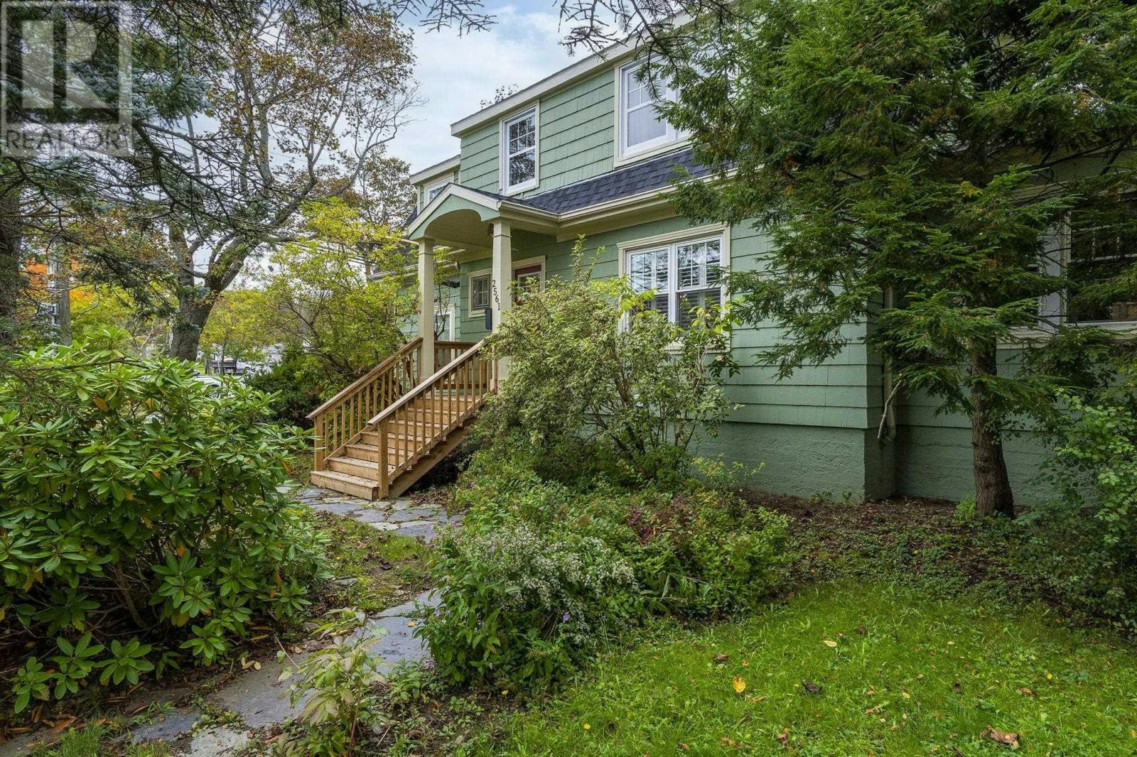 2561 Newton Avenue, Halifax, NS, B3L 3C4