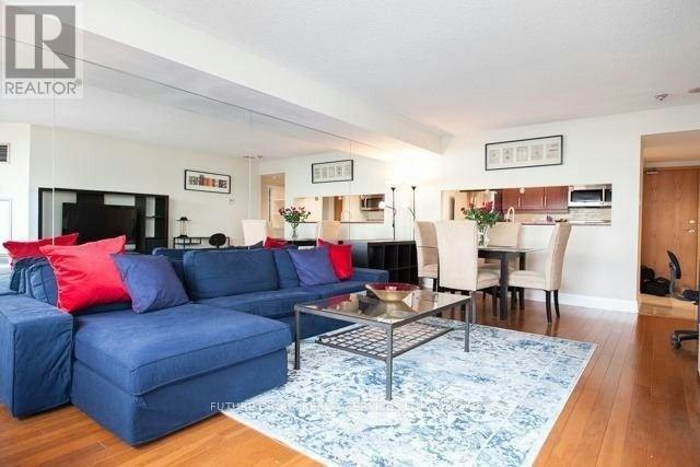 2409-77 Harbour Square, Toronto, ON, M5J 2S2 - 13