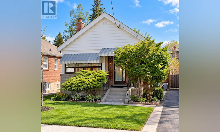 11 Hutton Avenue