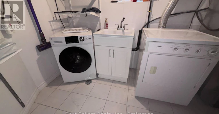 MAIN-75 Vanbrugh Avenue, Toronto, ON, M1N 3T1 - 11