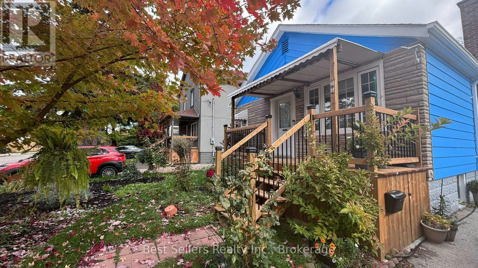 MAIN-75 Vanbrugh Avenue, Toronto, ON, M1N 3T1 - 2