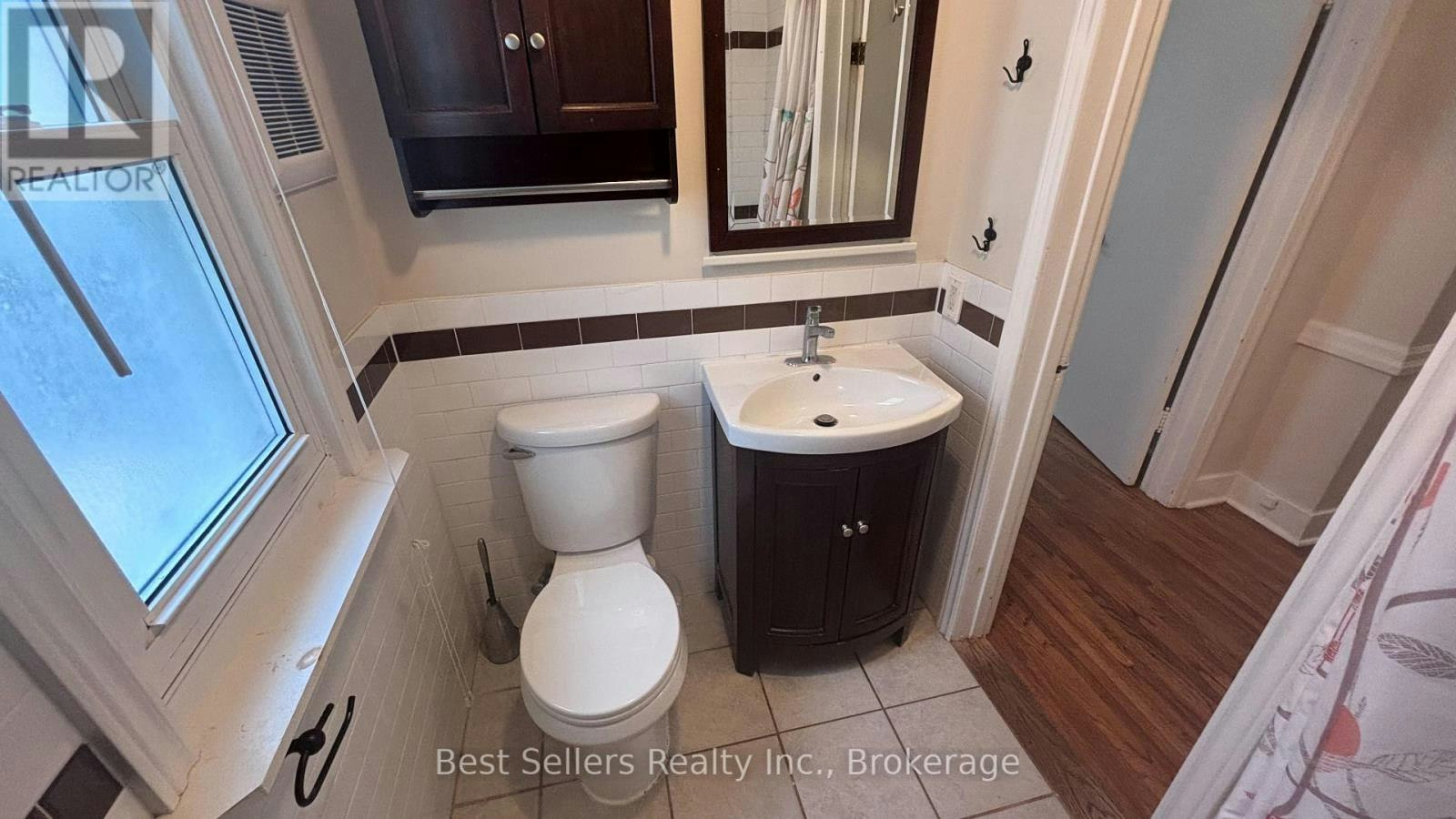 MAIN-75 Vanbrugh Avenue, Toronto, ON, M1N 3T1 - 7