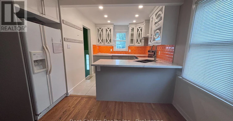MAIN-75 Vanbrugh Avenue, Toronto, ON, M1N 3T1 - 4