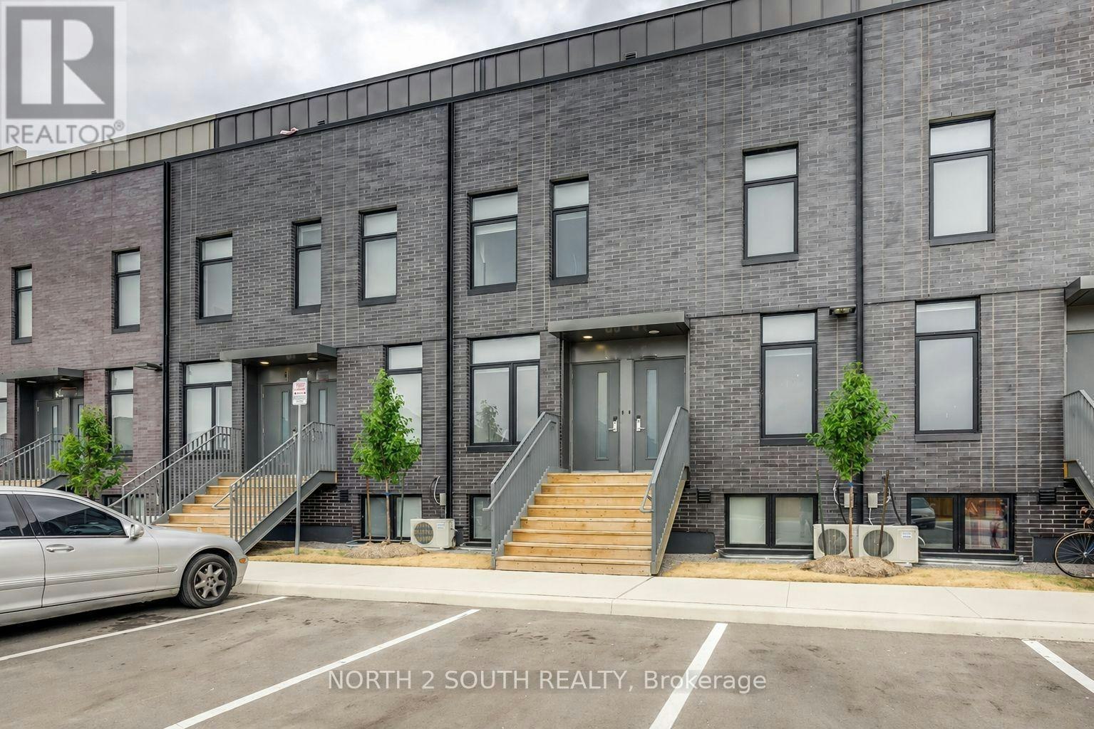1-93 1760 Rm Simcoe Street N, Oshawa, ON, L1G 4X9