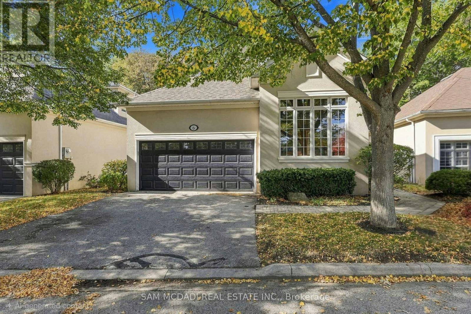 6-1205 Clarkson Road N, Mississauga, ON, L5J 2W1