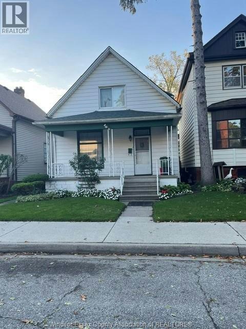 455 Vera Place, Windsor, ON, N9A 5W4