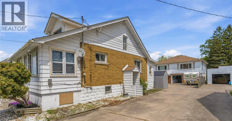 222 Lesperance, Tecumseh, ON, N8N 1W3 - 4