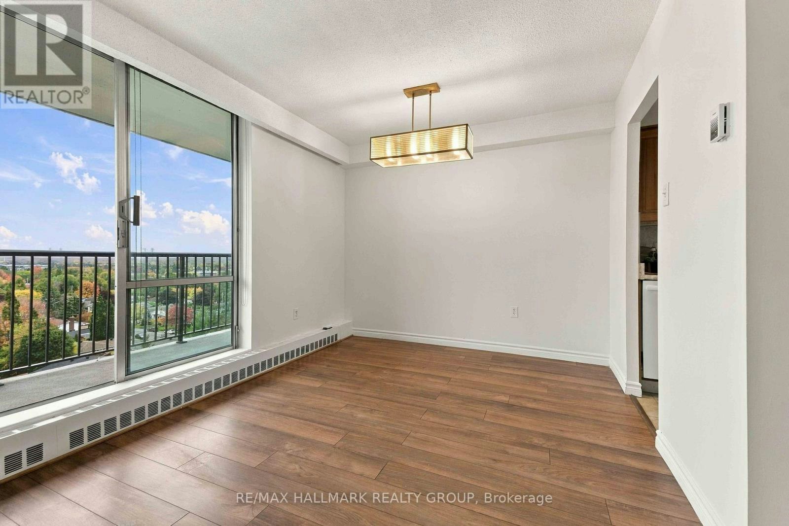 1007-2400 Virginia Drive, Ottawa, ON, K1H 8L3 - 12