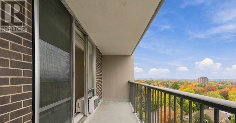 1007-2400 Virginia Drive, Ottawa, ON, K1H 8L3 - 29