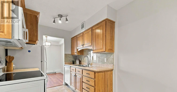 1007-2400 Virginia Drive, Ottawa, ON, K1H 8L3 - 16