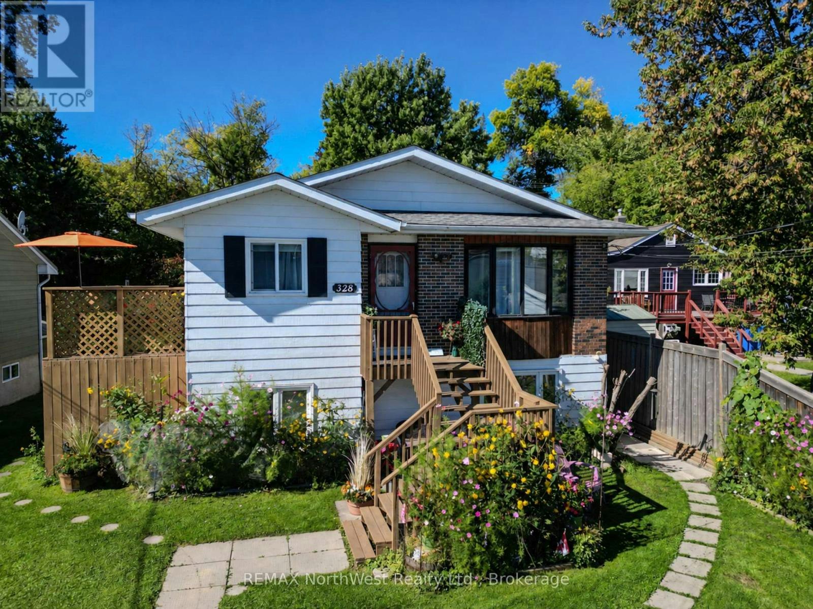 328 Ninth Avenue S, Kenora, ON, P9N 2J3