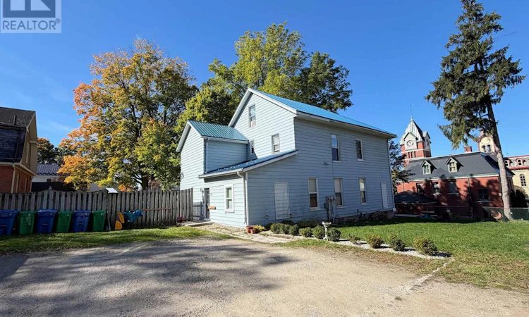 276 Centre Street