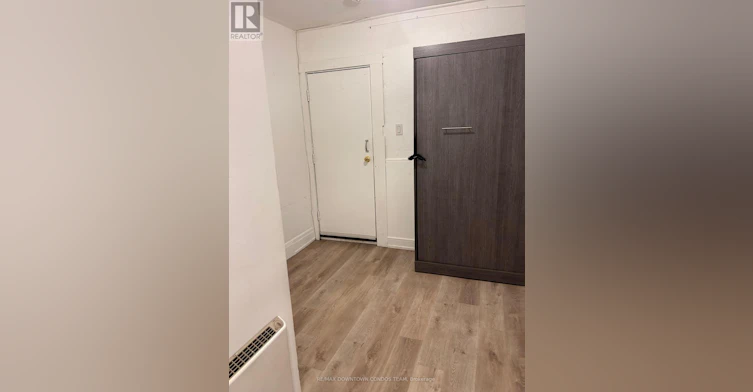 17-917 St Clair Avenue W, Toronto, ON, M6C 1C7 - 9