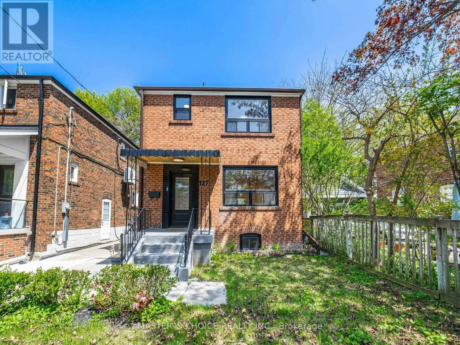 127 Highfield Road, Toronto, ON, M4L 2T9