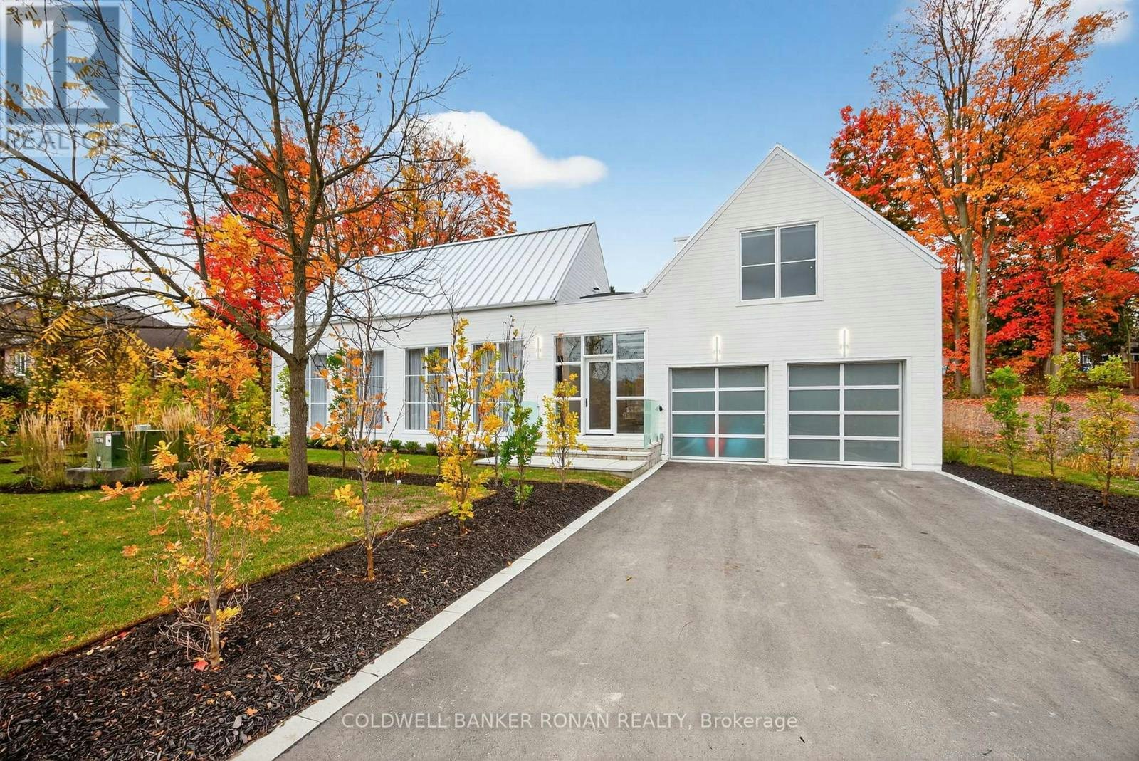 9 Gray Avenue, New Tecumseth, ON, L9R 1P3