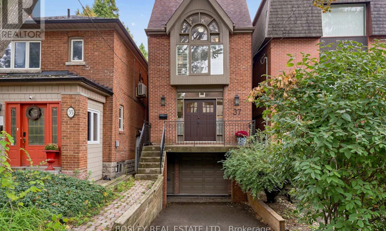 37 Hillsview Avenue