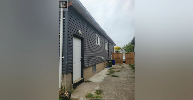 561 Josephine, Windsor, ON, N9B 2K9 - 10