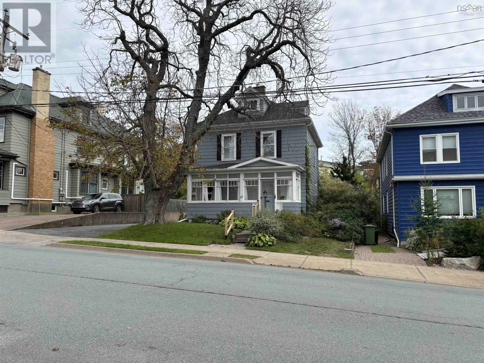 83 Prince Albert Road, Dartmouth, NS, B2Y 1M1