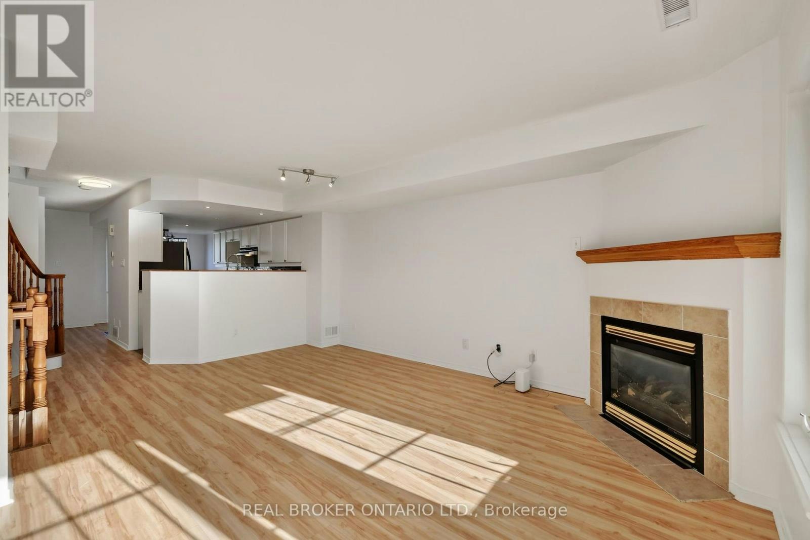 G-108 Centrepointe Drive, Ottawa, ON, K2G 6K3 - 11
