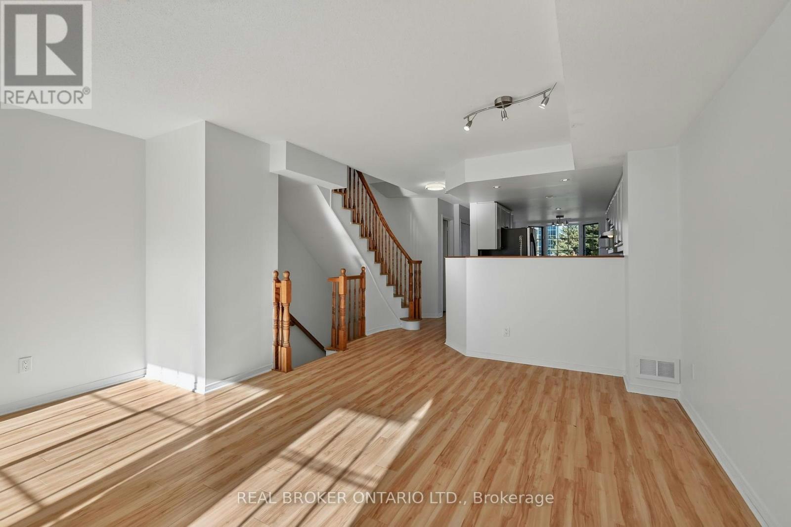 G-108 Centrepointe Drive, Ottawa, ON, K2G 6K3 - 10
