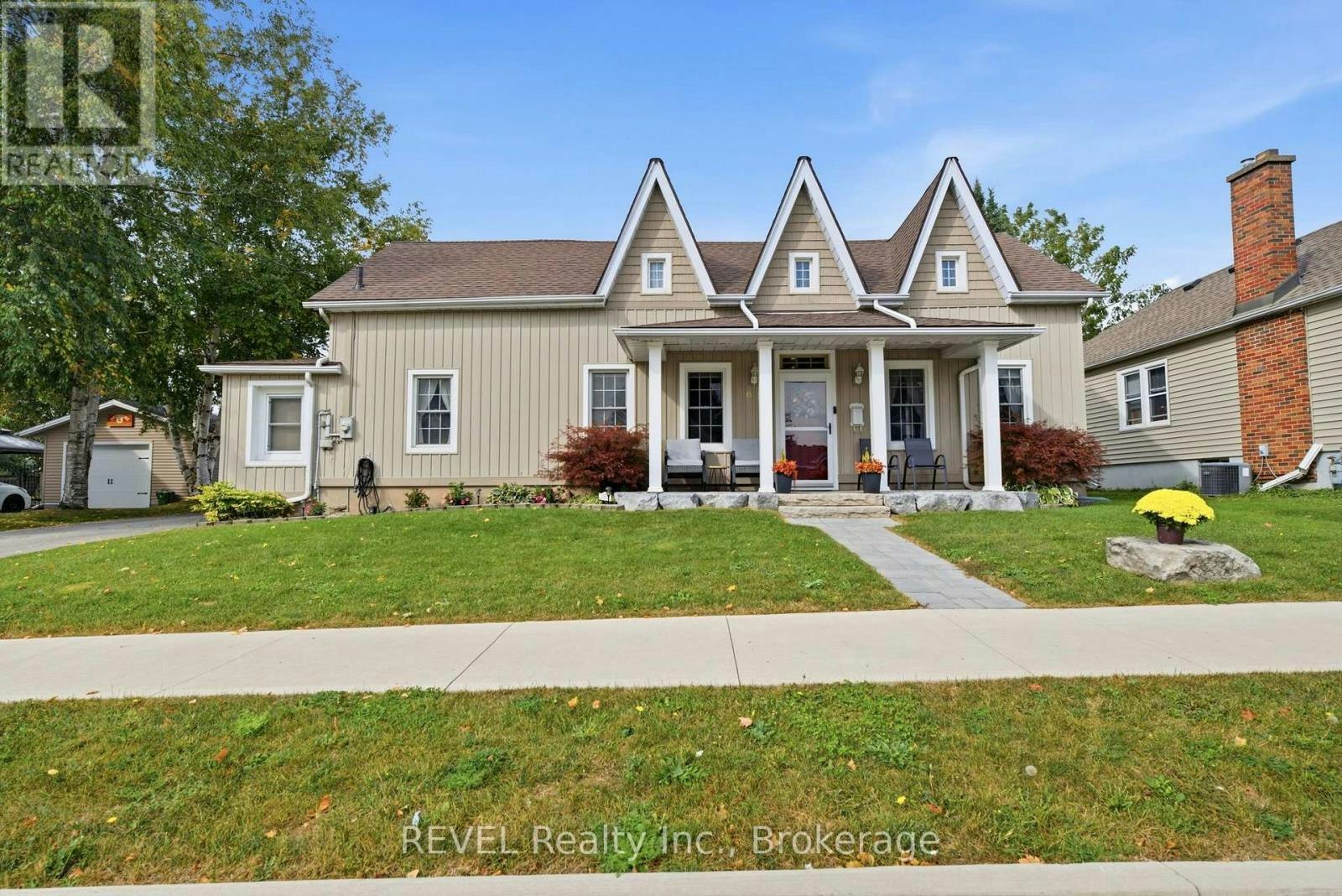 61 Queen Street N, Thorold, ON, L2V 2R2