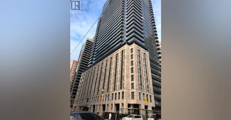 327-955 Bay Street, Toronto, ON, M5S 2A2