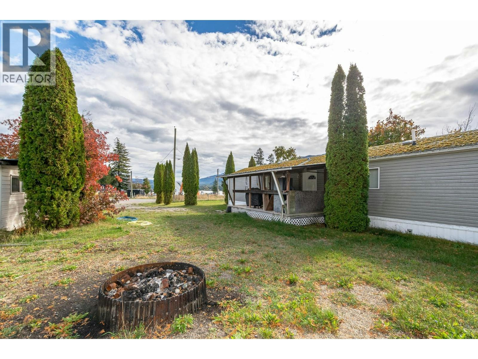 2841 Simpson Road, Lee Creek, BC, V0E 1M4 - 21