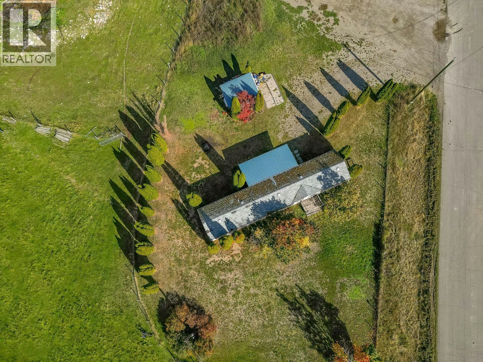 2841 Simpson Road, Lee Creek, BC, V0E 1M4 - 26