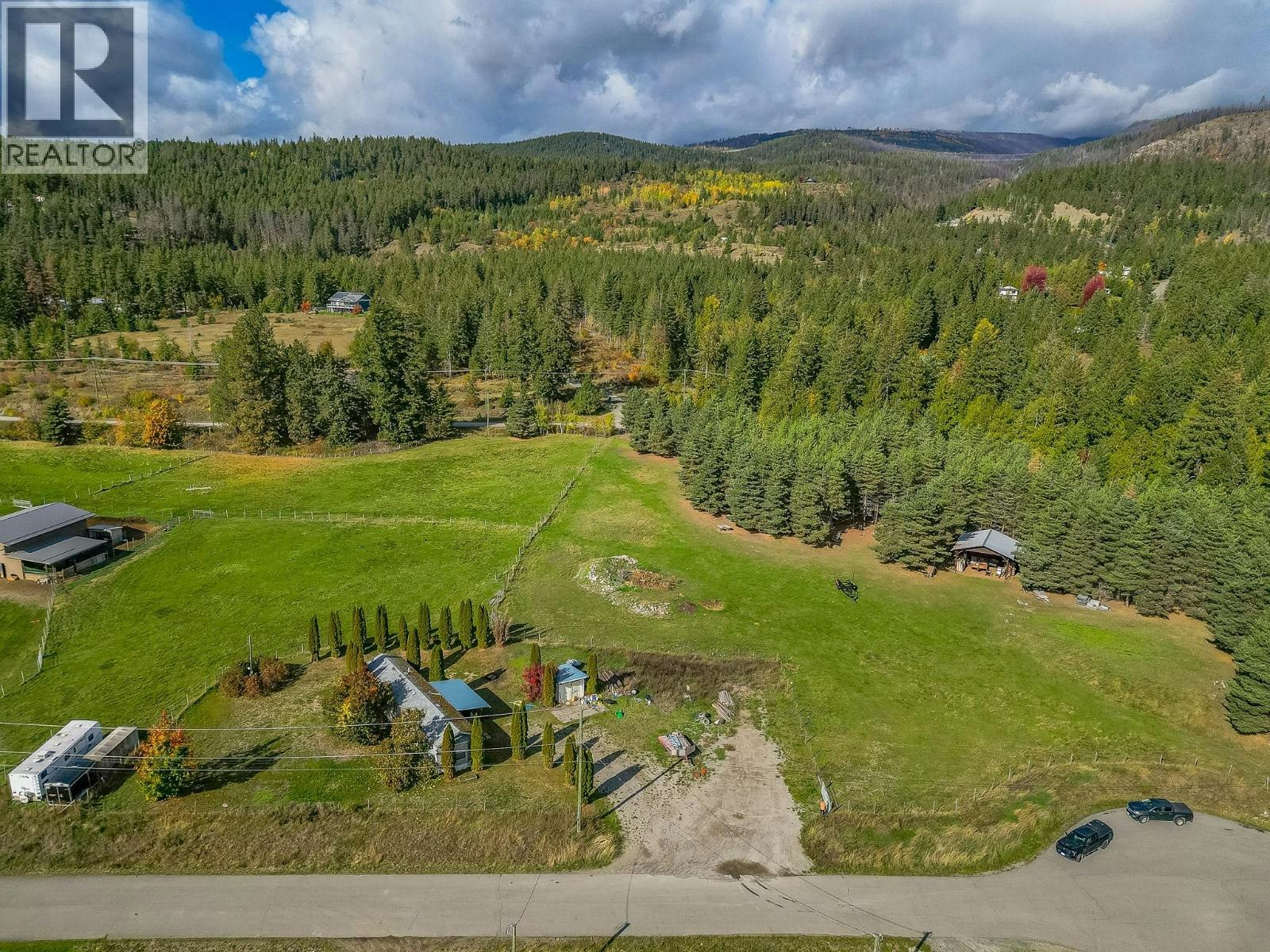 2841 Simpson Road, Lee Creek, BC, V0E 1M4 - 39