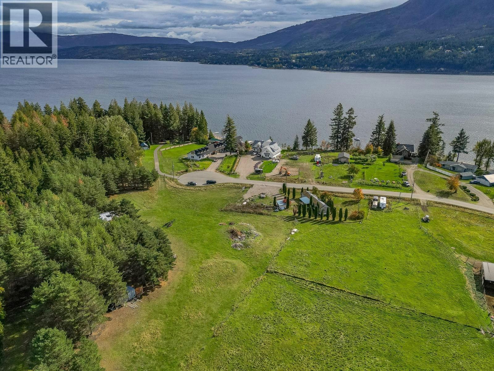 2841 Simpson Road, Lee Creek, BC, V0E 1M4 - 34