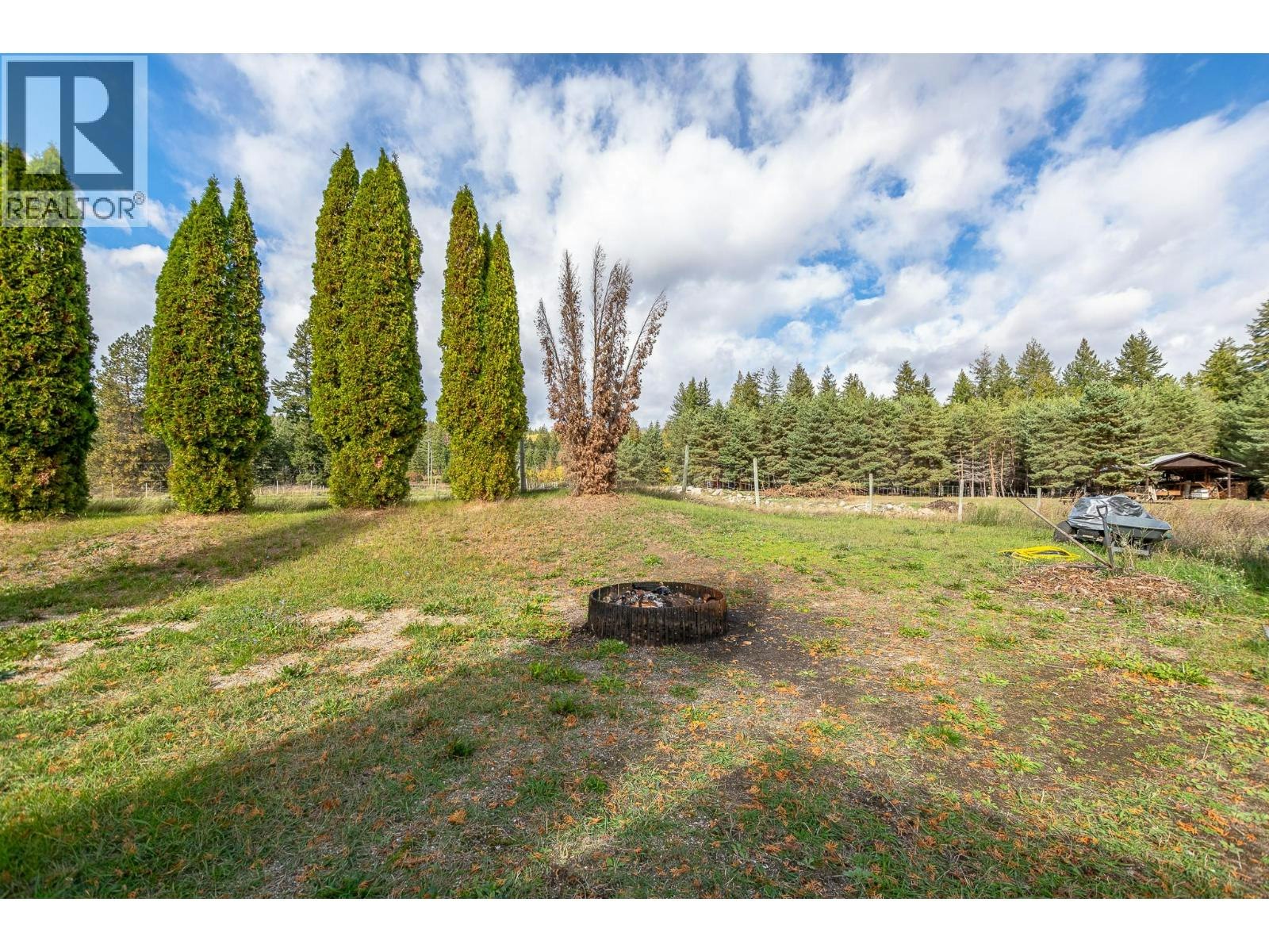 2841 Simpson Road, Lee Creek, BC, V0E 1M4 - 20