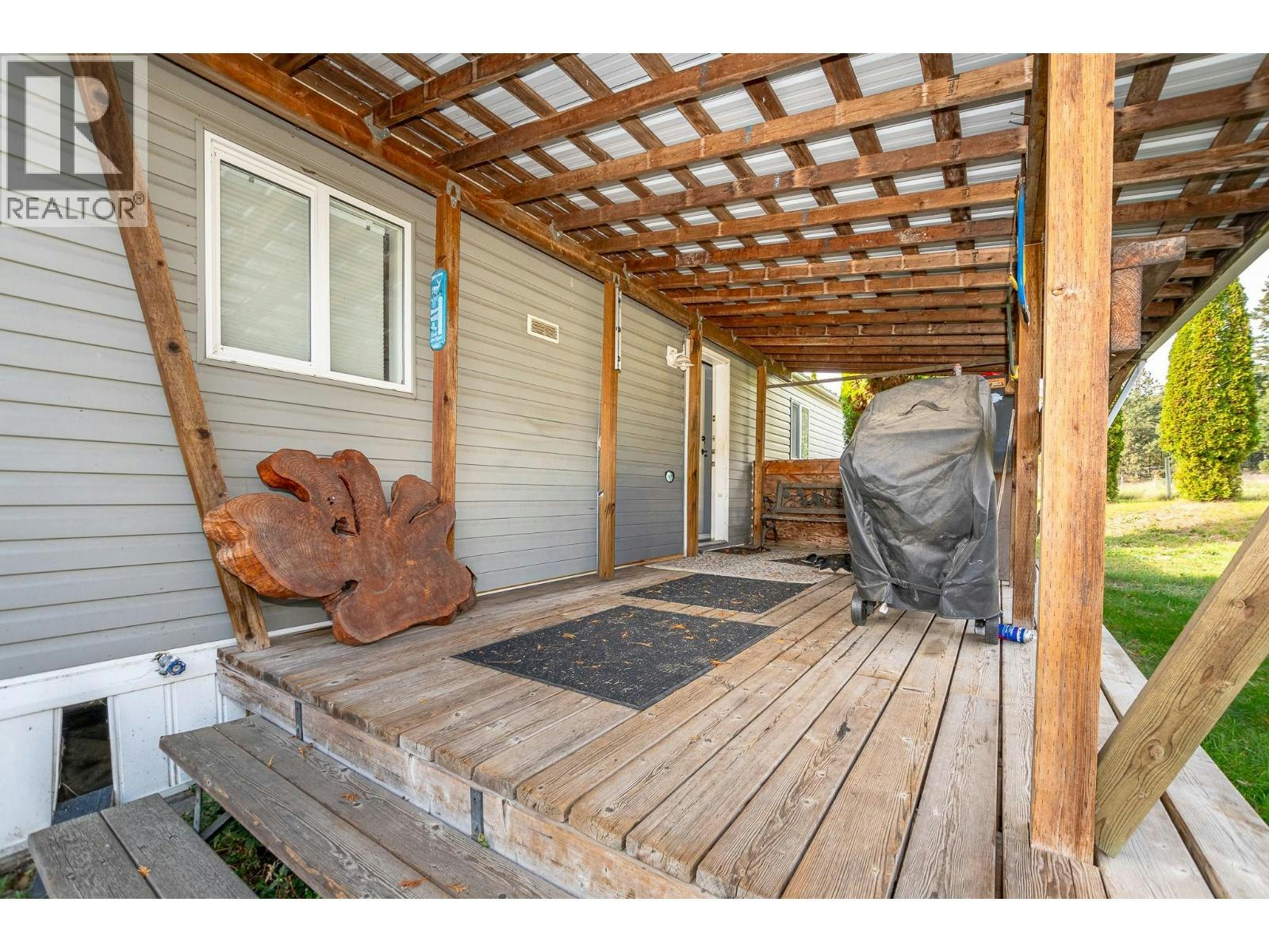 2841 Simpson Road, Lee Creek, BC, V0E 1M4 - 18