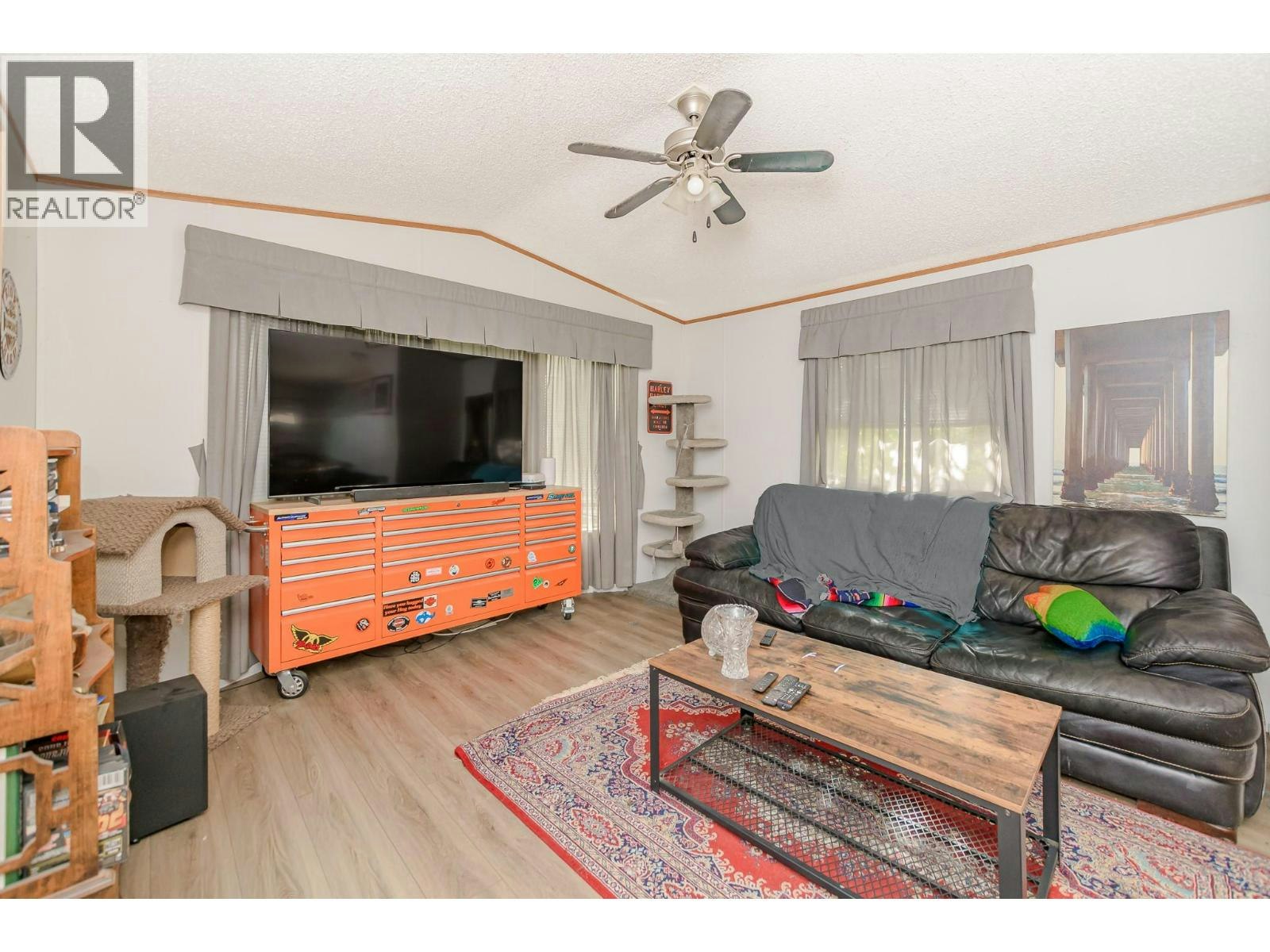 2841 Simpson Road, Lee Creek, BC, V0E 1M4 - 8