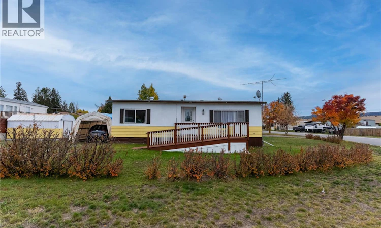 13 Topaz Crescent