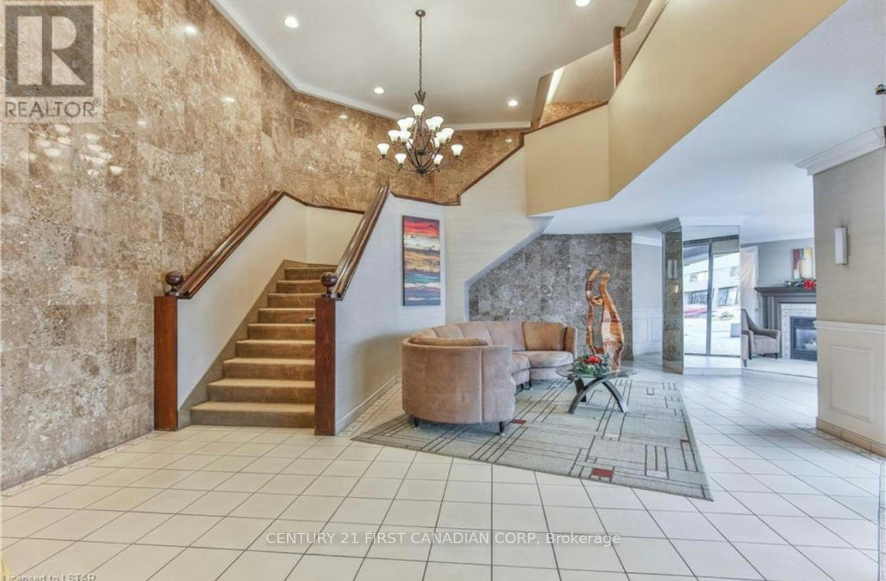 1703-323 Colborne Street, London, ON, N6B 3N8 - 2