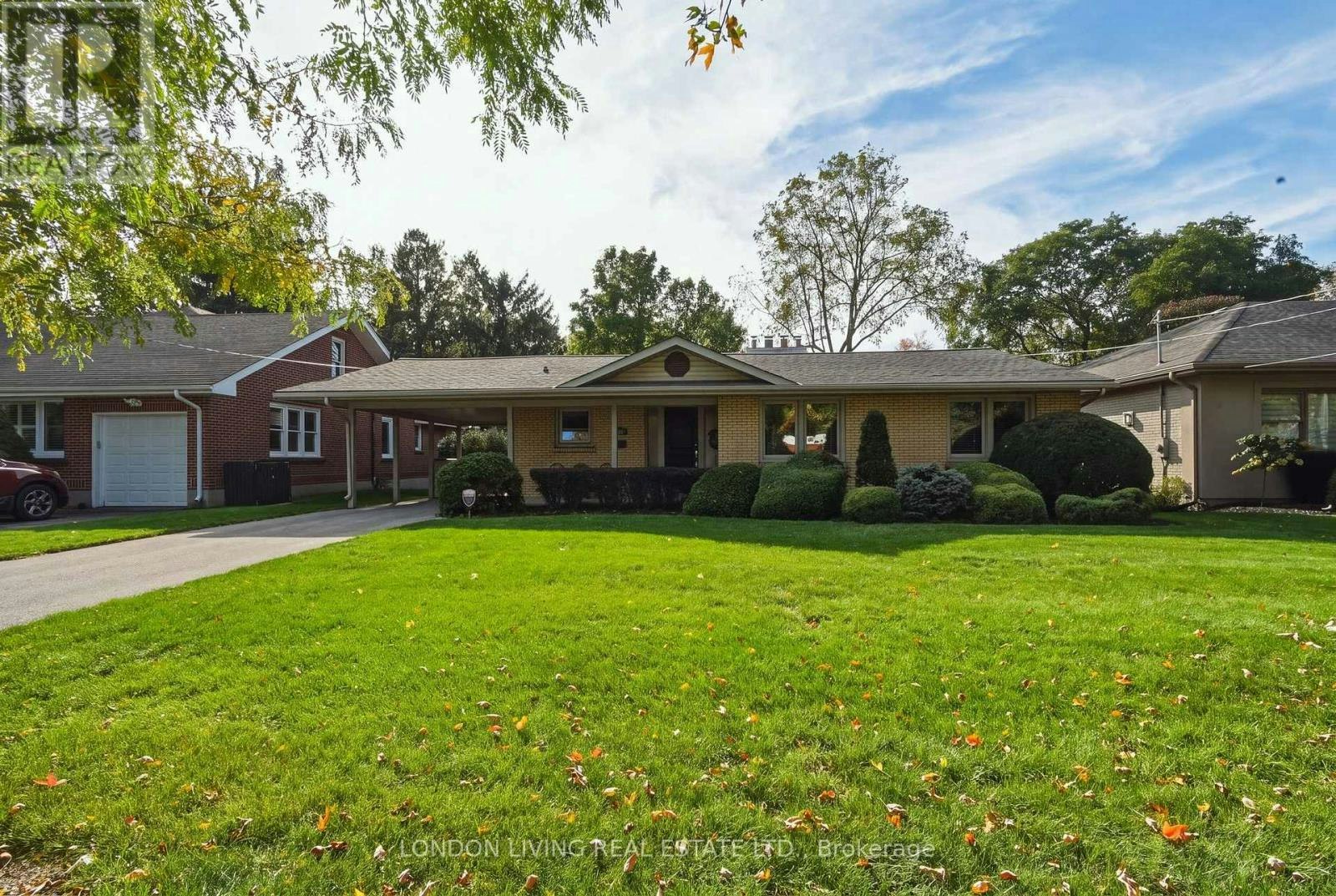 69 Logan Avenue, London, ON, N5Y 2P9