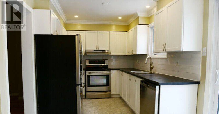 44 Burlington Crescent, Ottawa, ON, K1T 3K7 - 5