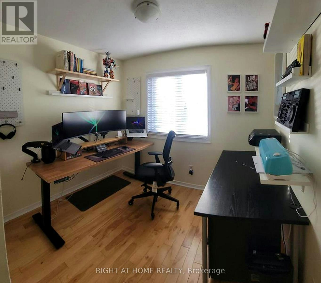 44 Burlington Crescent, Ottawa, ON, K1T 3K7 - 12