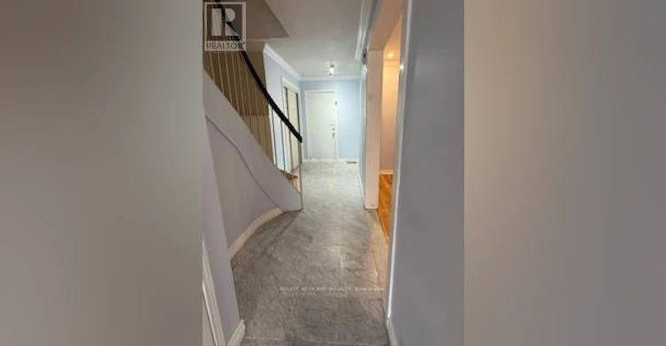 44 Burlington Crescent, Ottawa, ON, K1T 3K7 - 2