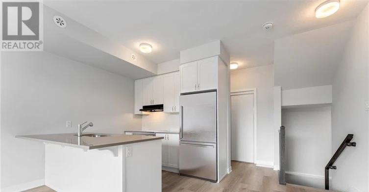 808 Mishi Private, Ottawa, ON, K1K 5C5 - 5