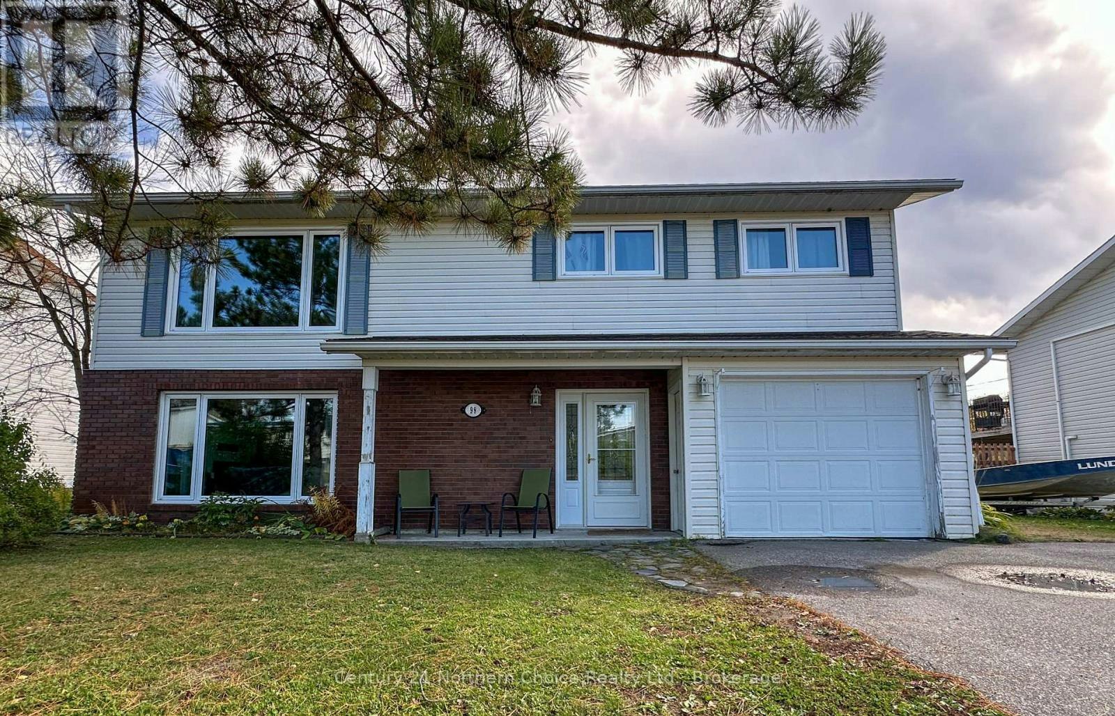 98 Detta Road, Red Lake, ON, P0V 1C0