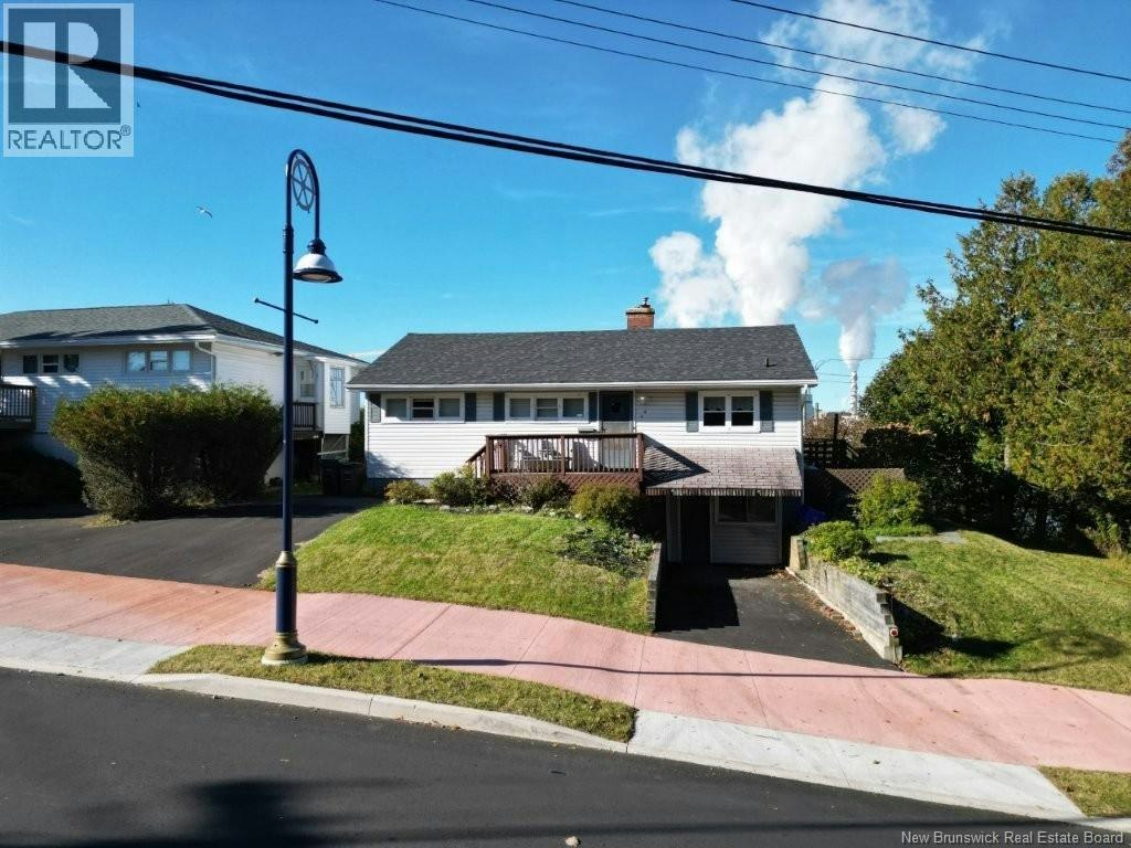 44 Fallsview Avenue, Saint John, NB, E2K 1C2