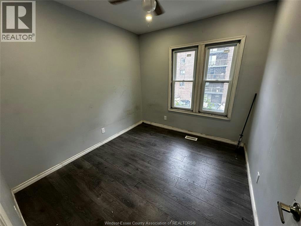 3114 Peter Street, Windsor, ON, N9C 1H3 - 7