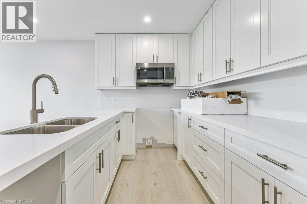 2-66 Gage Avenue, Kitchener, ON, N2G 2E2 - 5