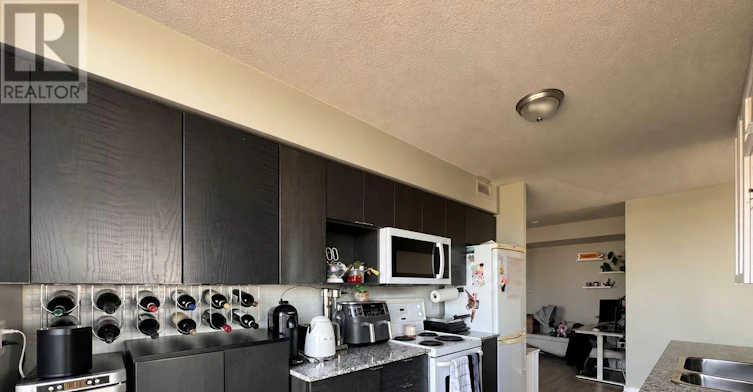 2812-15 Fort York Boulevard, Toronto, ON, M5V 3Y4 - 9