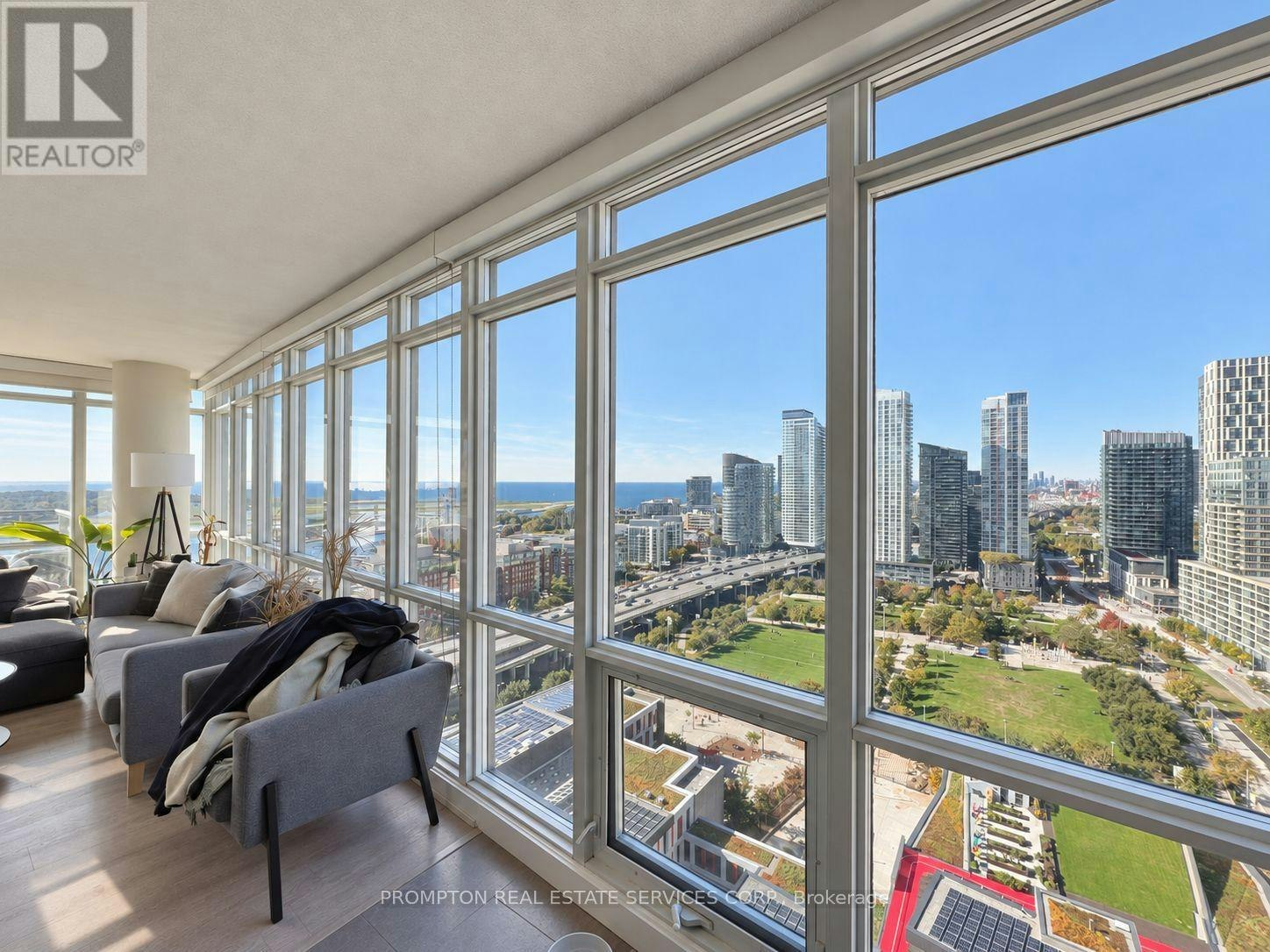 2812-15 Fort York Boulevard, Toronto, ON, M5V 3Y4 - 8