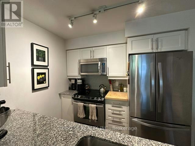 532-38 Grand Magazine Street, Toronto, ON, M5V 0B1 - 2