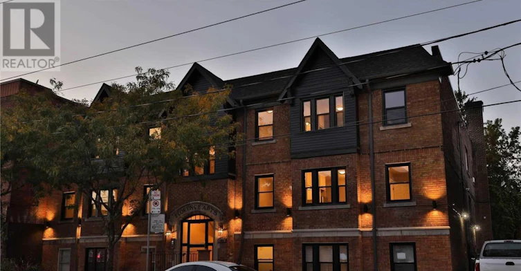 17-1094 College Street, Toronto, ON, M6H 1B3 - 17