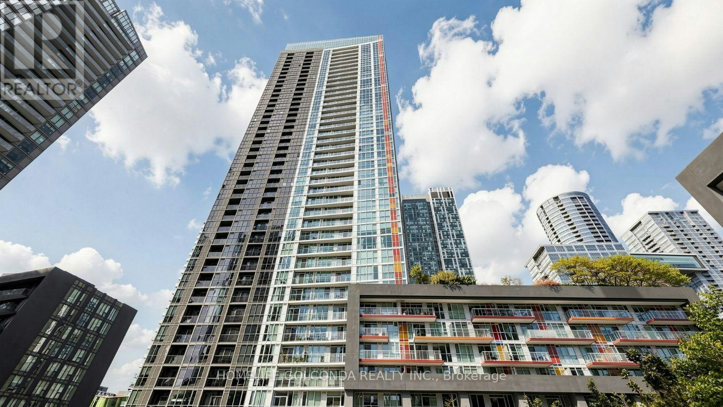 1512-85 Queens Wharf Road, Toronto, ON, M5V 0J9