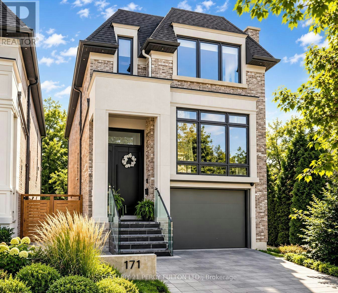 171 Elmwood Avenue, Toronto, ON, M2N 3M3